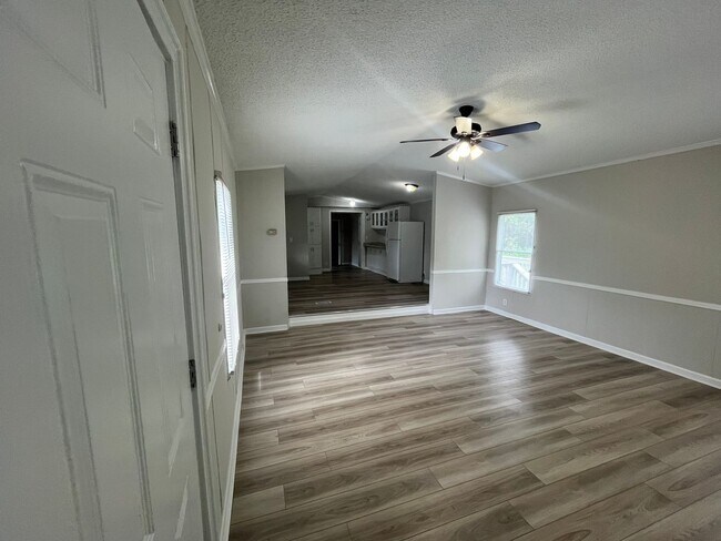 3301 Ogeechee Rd in Savannah, GA - Building Photo - Building Photo