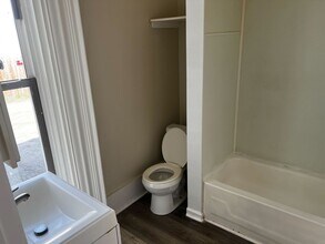 937 Broadway in Watervliet, NY - Building Photo - Building Photo