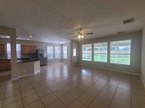 17211 Brookhollow Grove Ct in Houston, TX - Foto de edificio - Building Photo