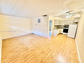 510 NE 17th Ave in Fort Lauderdale, FL - Building Photo - Building Photo