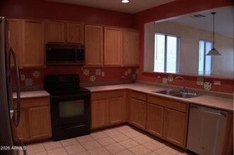 6801 W Maldonado Rd in Phoenix, AZ - Building Photo - Building Photo