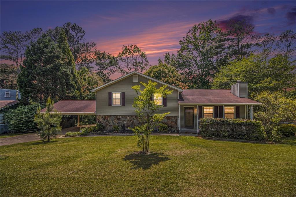 443 St Patrick Dr SW in Mableton, GA - Building Photo