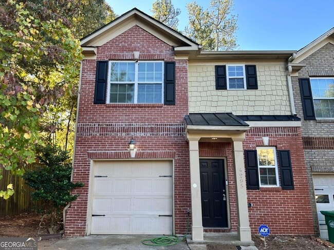 4295 Youngstown Cir