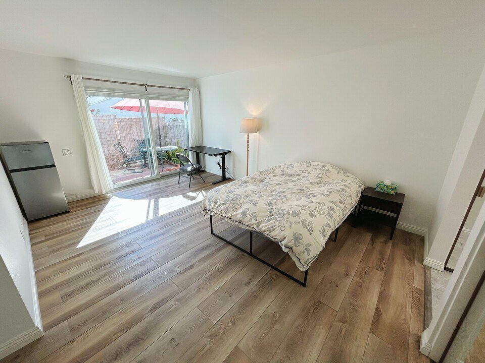 7 Viento Dr in Irvine, CA - Building Photo