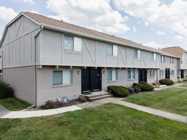 Townhomes at Fairways