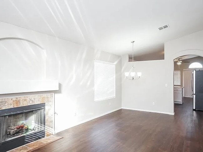 905 N Jones Blvd in Las Vegas, NV - Building Photo - Building Photo