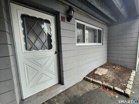 4 Union Ave in Norwalk, CT - Building Photo