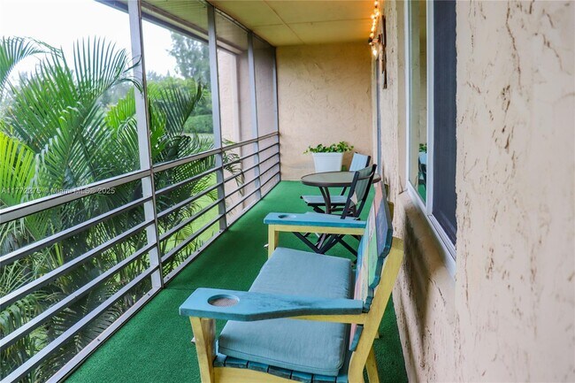 152 Lake Constance Dr in West Palm Beach, FL - Building Photo - Building Photo