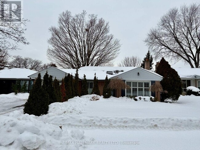 property at 12 Sweetland Rd