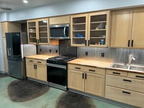 3136 Hermina St in Madison, WI - Foto de edificio - Building Photo