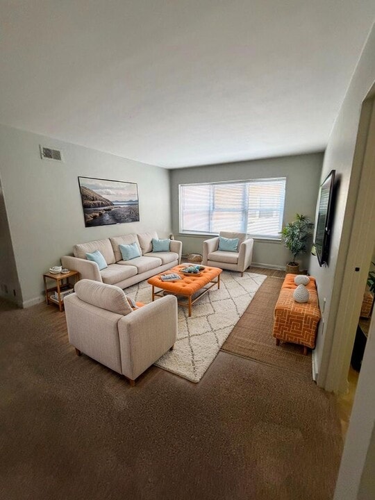 924-932 State St in Bettendorf, IA - Foto de edificio