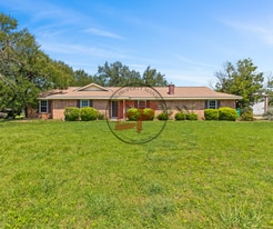 103 Spring Lake Dr in Waco, TX - Building Photo