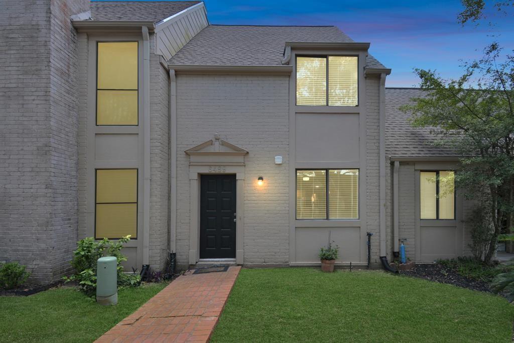 6489 Alisa Ln in Houston, TX - Foto de edificio