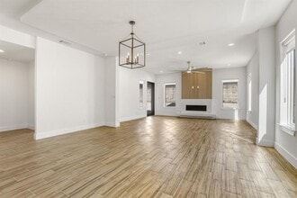 9 Denbury Glen in San Antonio, TX - Building Photo - Building Photo