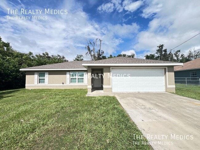 property at 3749 SE 135th Ln