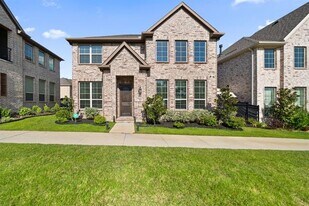 744 Patriot Ln in Irving, TX - Building Photo