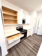 909 Pilot St in Haw River, NC - Building Photo - Building Photo