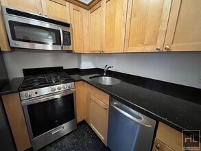 Christopher Street in New York, NY - Foto de edificio - Building Photo