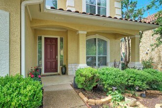 3912 Coopers Hawk Cove in Austin, TX - Building Photo - Building Photo