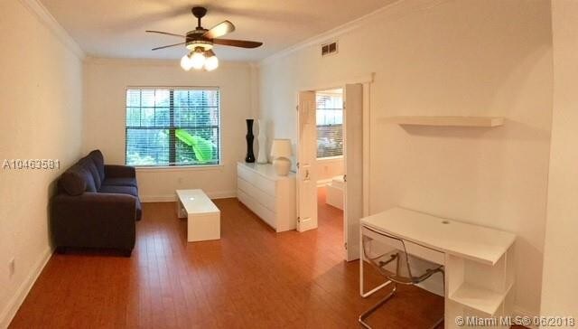 934 Michigan Ave-Unit -109 in Miami Beach, FL - Building Photo