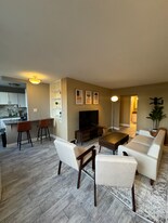 1196 N Grant St, Unit 308 in Denver, CO - Building Photo