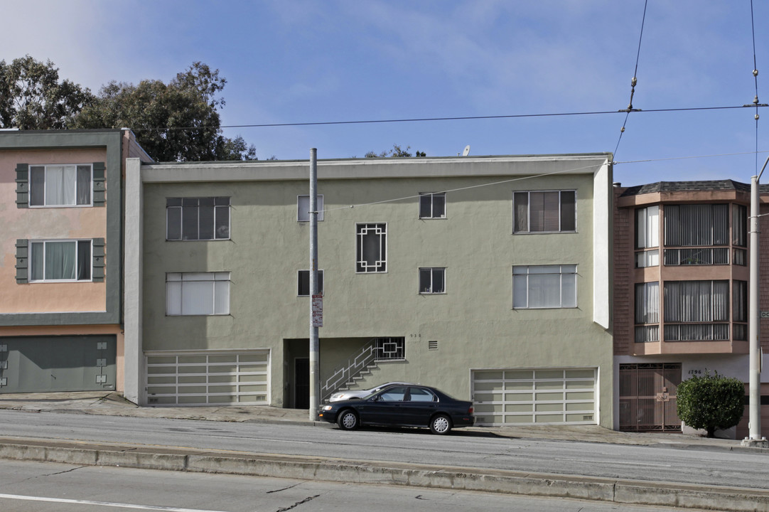 930 San Jose Ave in San Francisco, CA - Building Photo