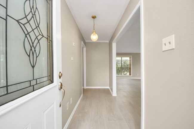 property at 1307 Glen Echo Dr