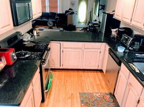 6 Harleston St in Boston, MA - Building Photo - Building Photo