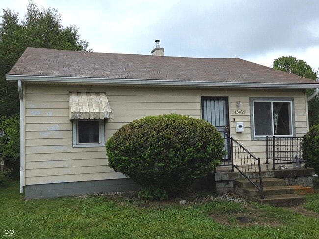 property at 1502 W 23rd St