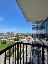 905 N Orleans St in Chicago, IL - Building Photo - Building Photo