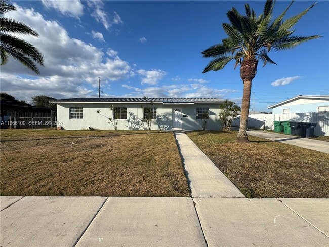 property at 16765 SW 301st St