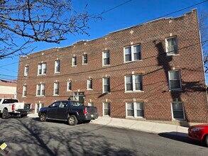 436 Anderson Ave in Cliffside Park, NJ - Building Photo - Building Photo
