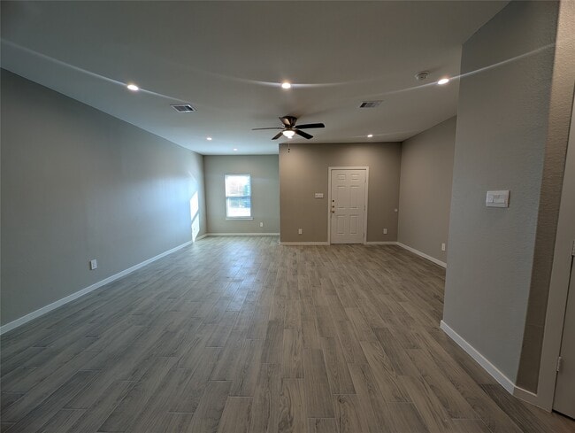 7745 Swiftwater Ln in Houston, TX - Building Photo - Building Photo