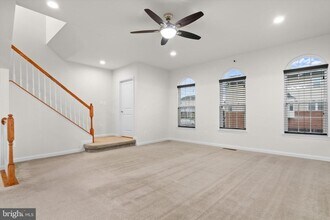 25771 Double Bridle Terrace in Aldie, VA - Building Photo - Building Photo