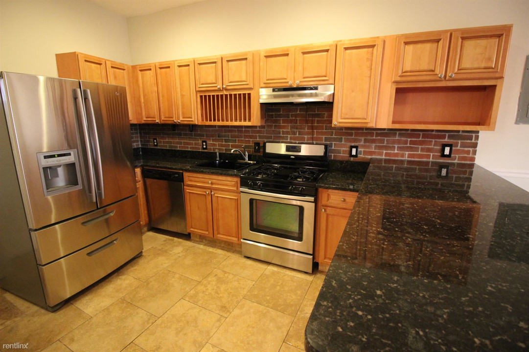 145 Marcella St-Unit -Apt 2 in Boston, MA - Building Photo