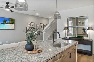 The Palo Townhomes in Fort Worth, TX - Foto de edificio - Building Photo