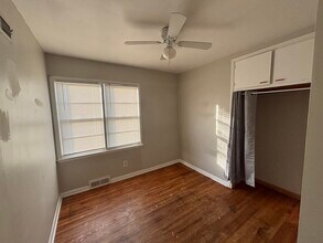 725 W 22nd Ave in Hutchinson, KS - Building Photo - Building Photo