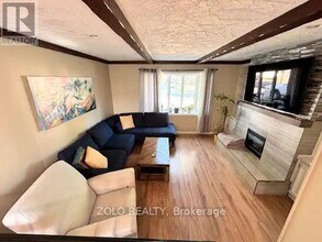 3 Old York Crescent in Kitchener, ON - Building Photo - Building Photo