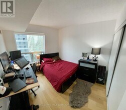 36 Lee Centre Dr in Toronto, ON - Building Photo - Building Photo