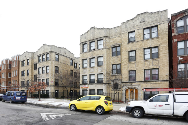 Clyde St Commons in Chicago, IL - Building Photo - Building Photo