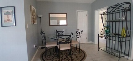 115 Duxbury Ave in Port Charlotte, FL - Building Photo - Building Photo