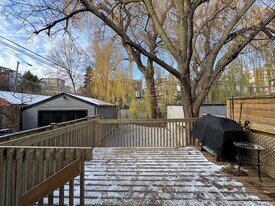 310 Riverdale Av in Toronto, ON - Building Photo