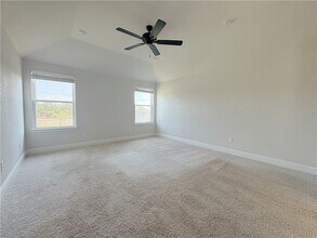 5930 Eldora Dr in College Station, TX - Foto de edificio - Building Photo