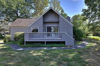 193 Bayfield Ln in Stratford, CT - Building Photo - Building Photo