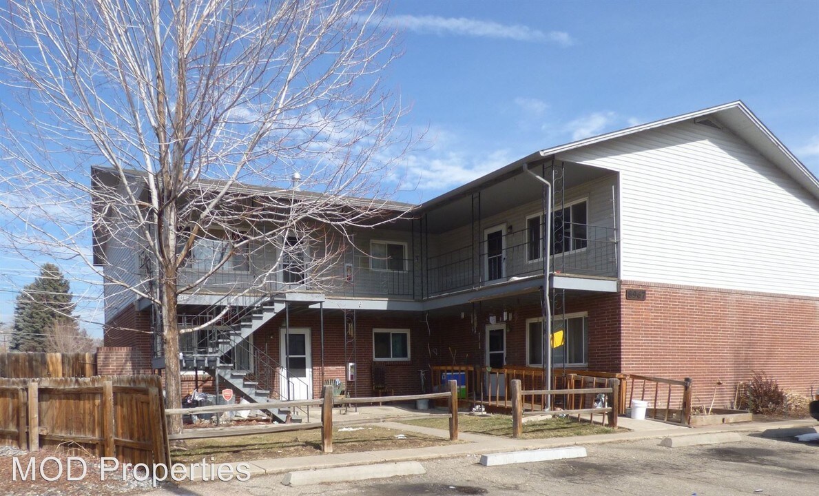 8967 W 54th Pl in Arvada, CO - Building Photo