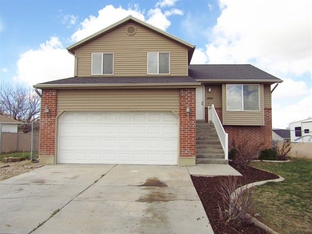 property at 1991 W 550 N