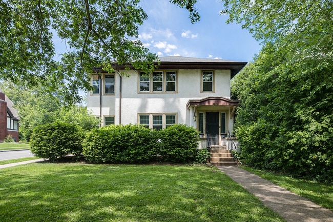 property at 1517 Fairmount Ave