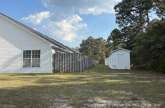 4744 Banks Ct in Hope Mills, NC - Building Photo - Building Photo