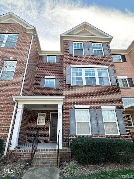 property at 606 Sawcut Ln