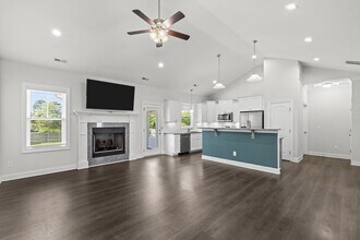 36 Grazing Meadows Dr in Angier, NC - Building Photo - Building Photo